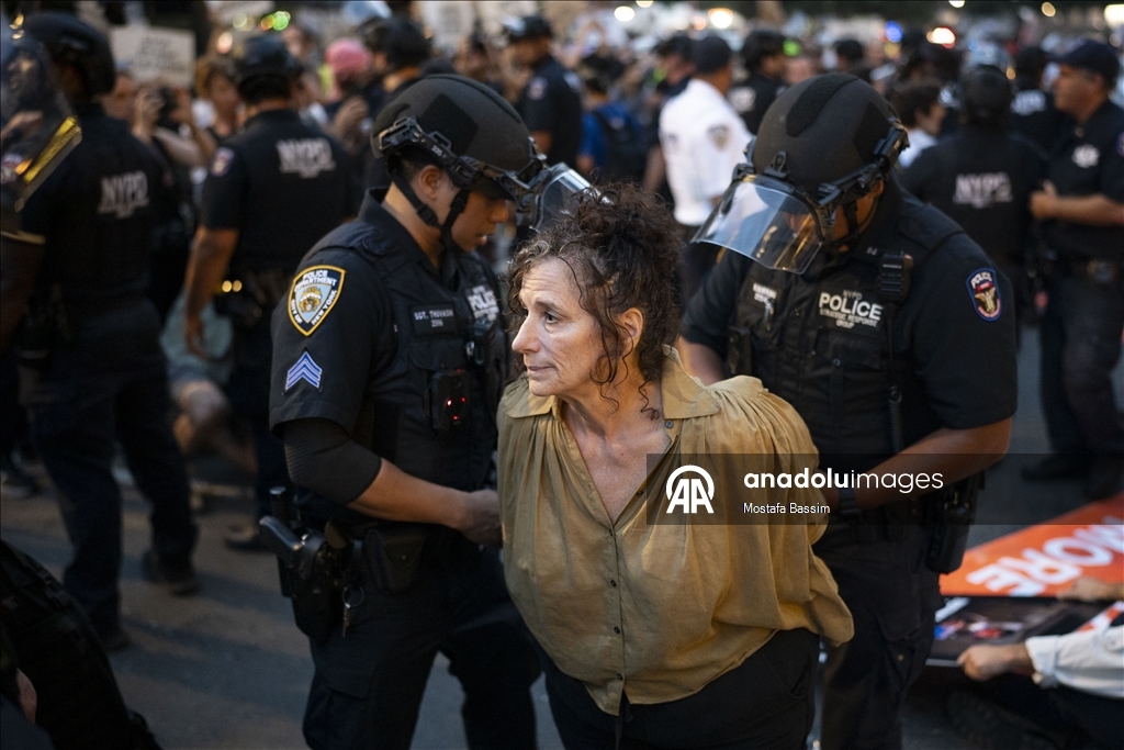 Перед отелем Трампа в Нью-Йорке прошла акция в поддержку Палестины