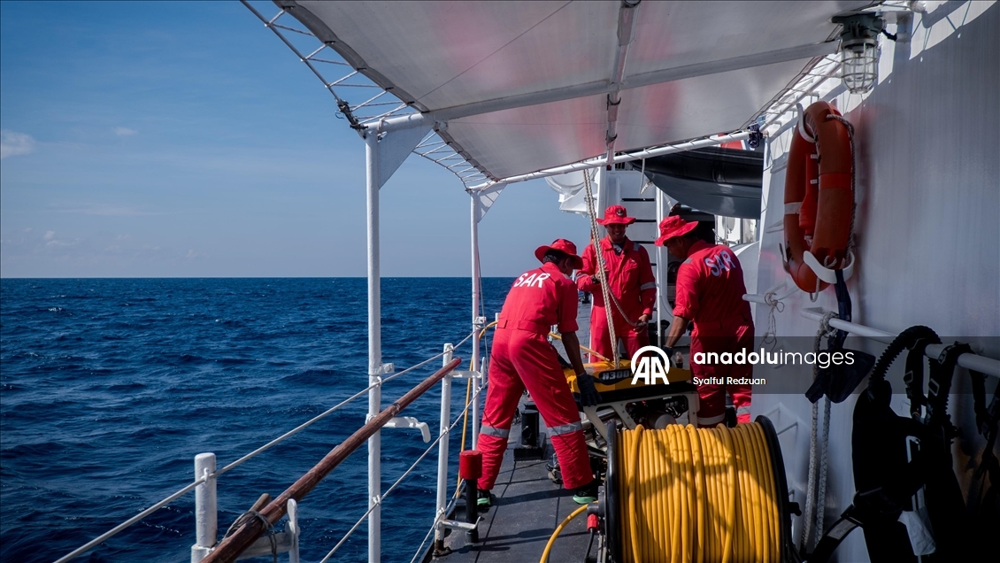 Search and rescue mission underway for missing Turkish National after yacht sinks in Malaysia