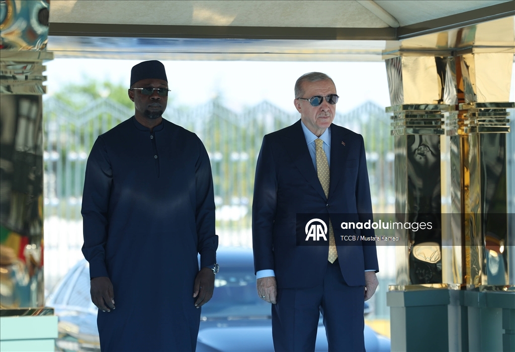 Cumhurbaşkanı Erdoğan, Senegal Başbakanı Sonko'yu resmi törenle karşıladı