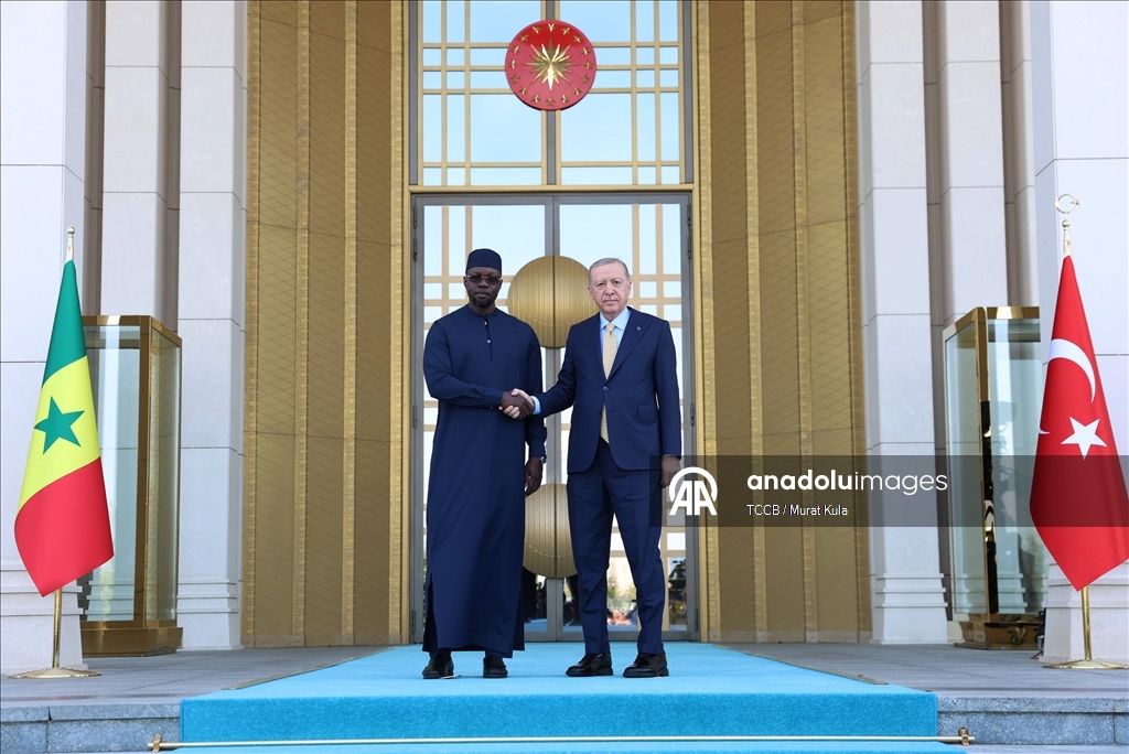 Cumhurbaşkanı Erdoğan, Senegal Başbakanı Sonko'yu resmi törenle karşıladı