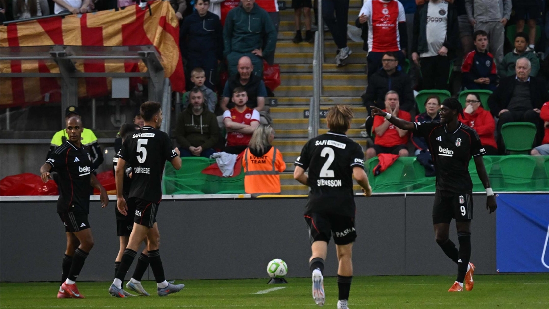 Beşiktaş, St. Patrick’s’i deplasmanda 4-1 mağlup etti