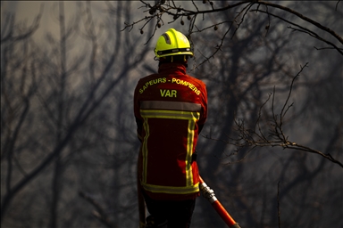 France continues to battle worst fire of summer