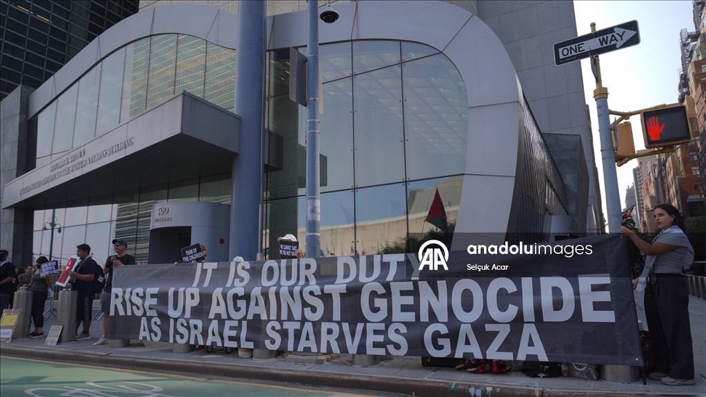 Birleşmiş Milletler Genel Merkezi önünde protesto düzenlendi