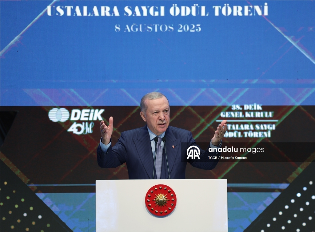 Cumhurbaşkanı Erdoğan, DEİK 38. Olağan Mali Genel Kurulu ve Ustalara Saygı Ödül Töreni'nde konuştu