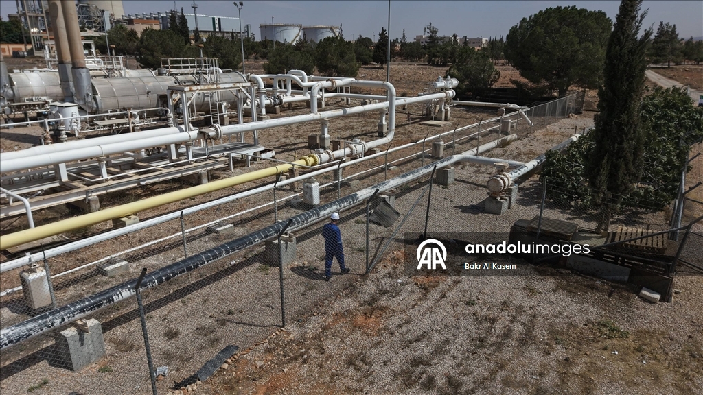 Türkiye’den Suriye’ye gaz akışı Cender santralinde başladı