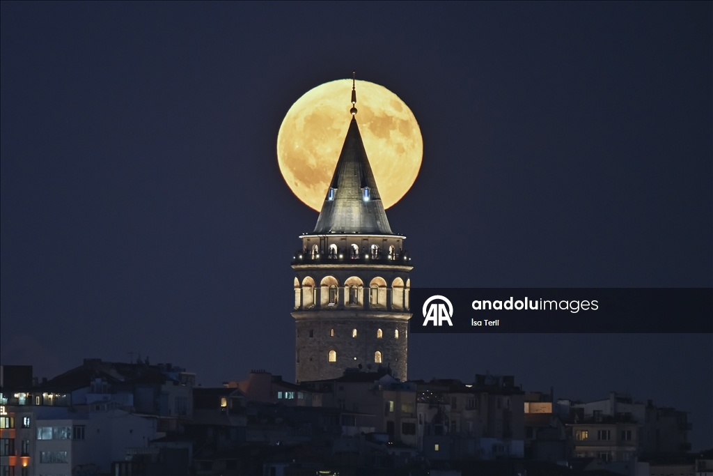 İstanbul'da dolunay