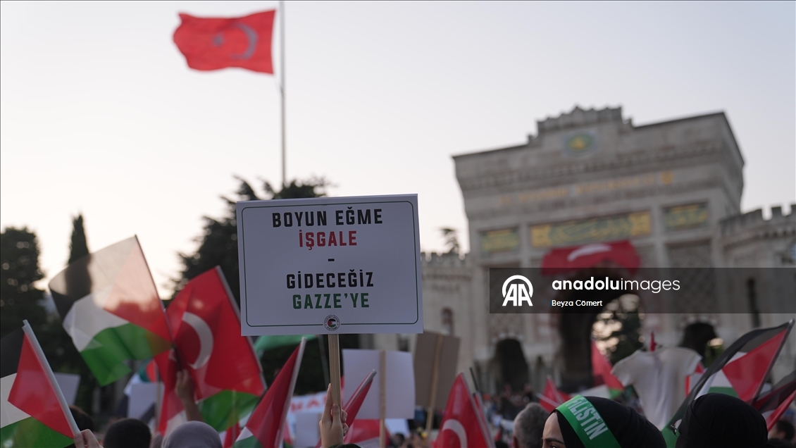 İstanbul’da "Gazze'ye Umut Işığı Ol" yürüyüşü