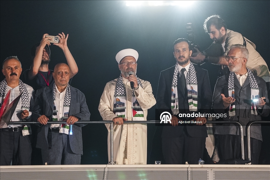 İstanbul’da 'Gazze'ye Umut Işığı Ol' yürüyüşü