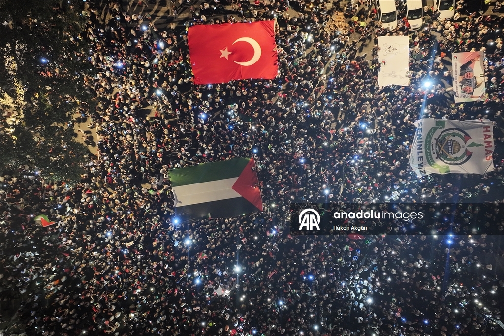 İstanbul’da "Gazze'ye Umut Işığı Ol" yürüyüşü