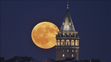 İstanbul'da dolunay