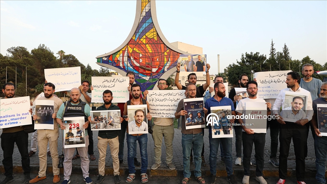 Suriye'de İsrail karşıtı gösteriler düzenlendi