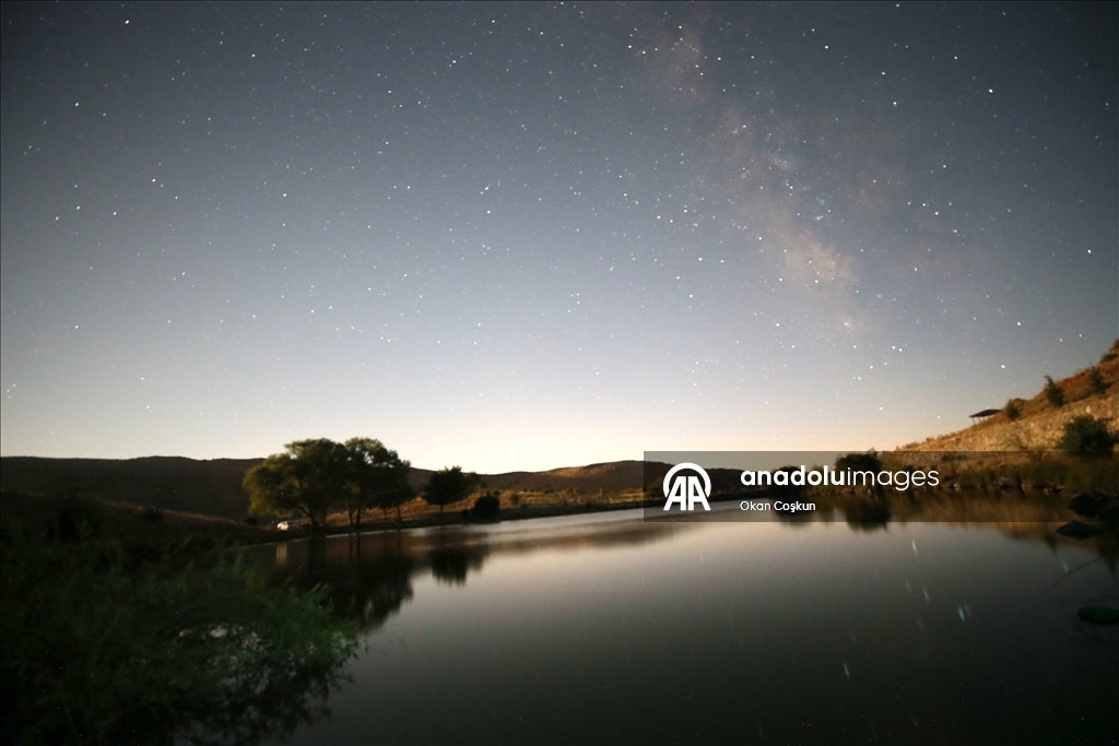 Perseid meteor yağmuru Malatya'da gece gökyüzünü aydınlattı