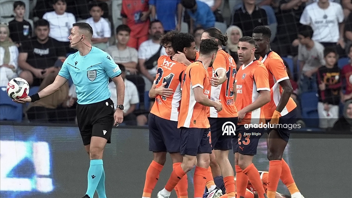 Başakşehir, UEFA Konferans Ligi'nde play-off turuna yükseldi
