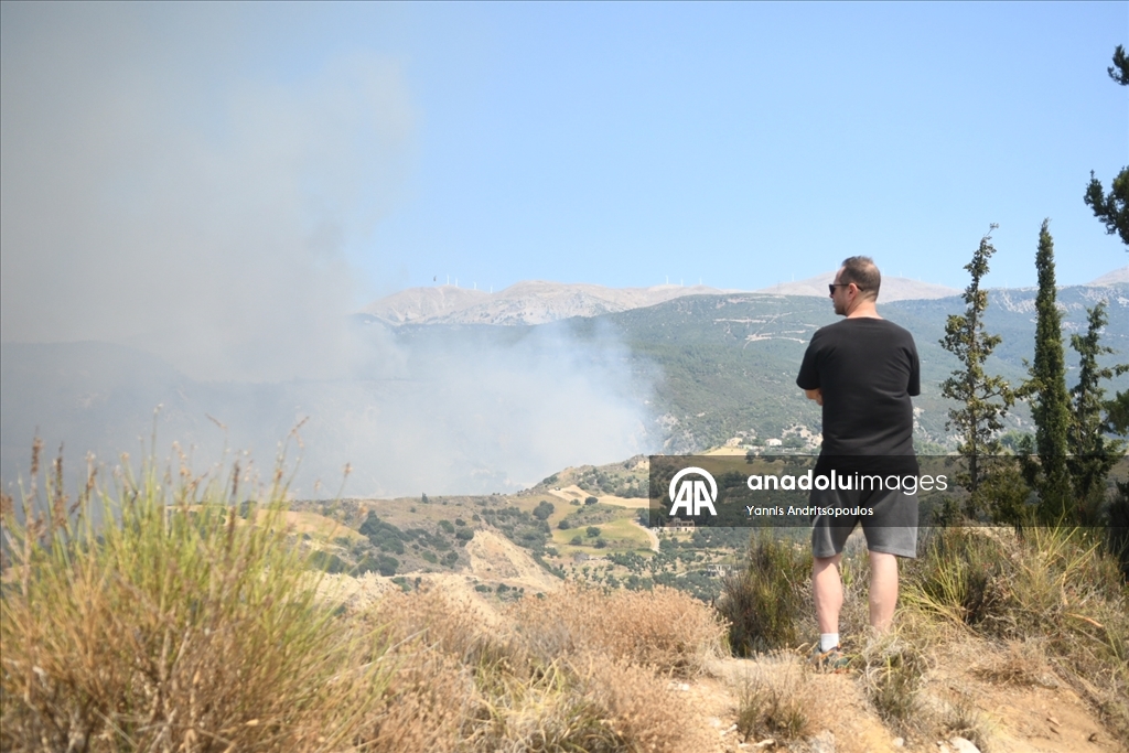 Wildfires rage across Greece, threatening towns near Patras​​​​​​​