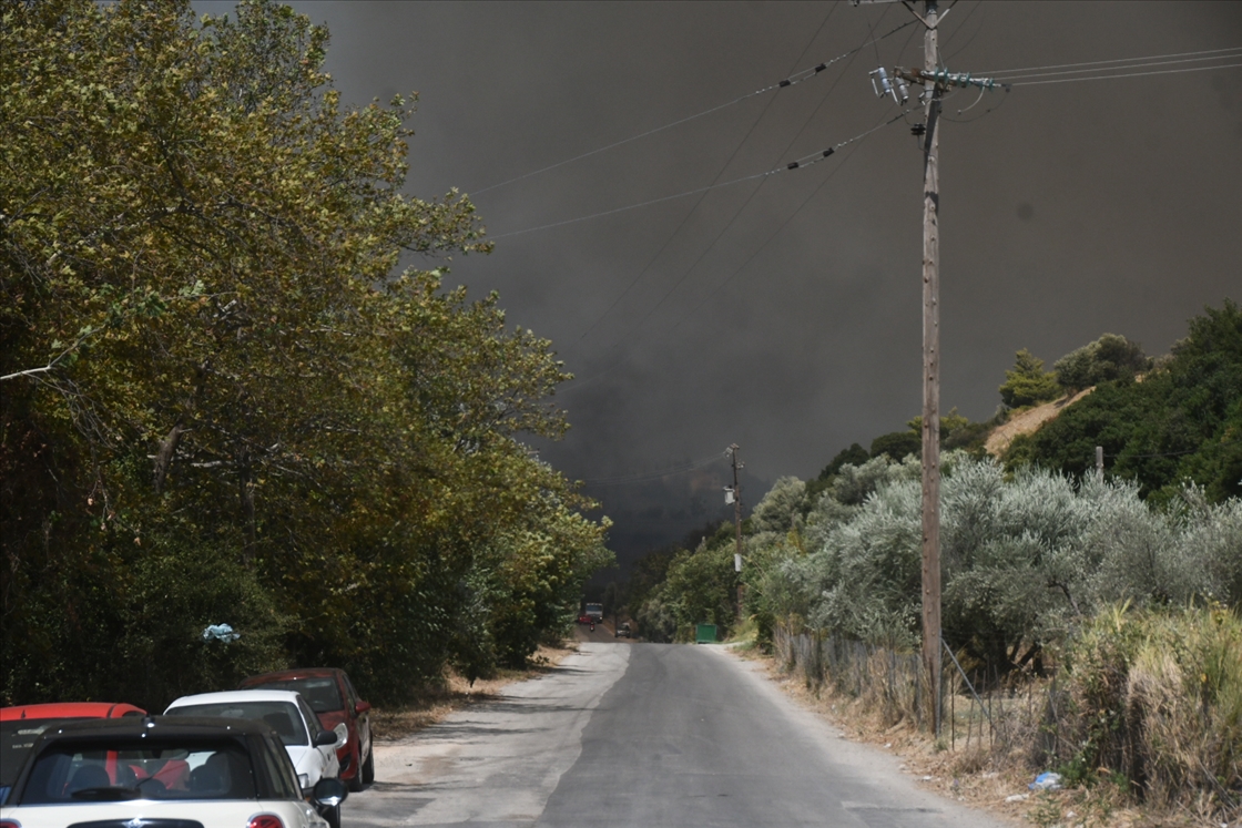 Wildfires rage across Greece, threatening towns near Patras​​​​​​​