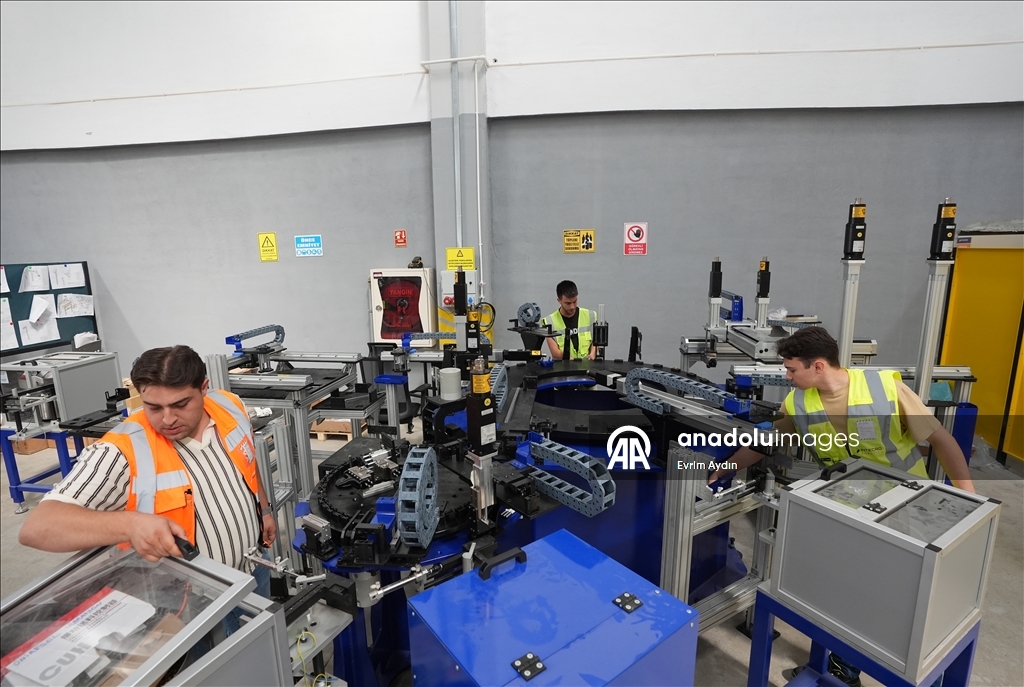 Robotlar savunma sanayisi için çalışıyor