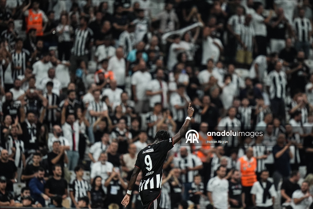 Beşiktaş - St. Patricks 