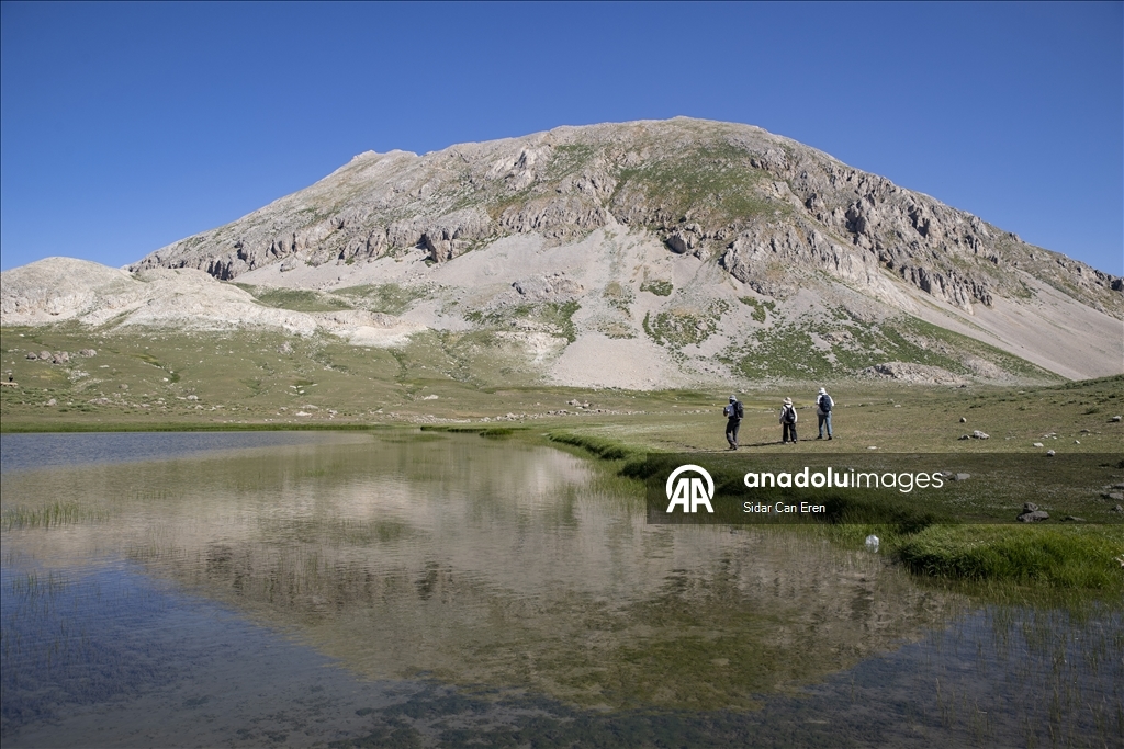 Tunceli'de dağcılık faaliyetleri 3 bin rakımdaki buzul göllerinin tanınırlığını artırdı