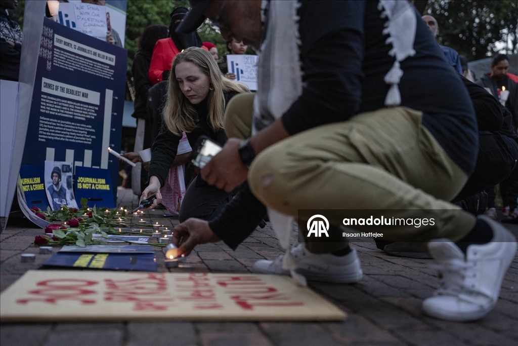 Güney Afrika'da gazeteciler, Gazze'de meslektaşlarını öldüren İsrail'i protesto etti
