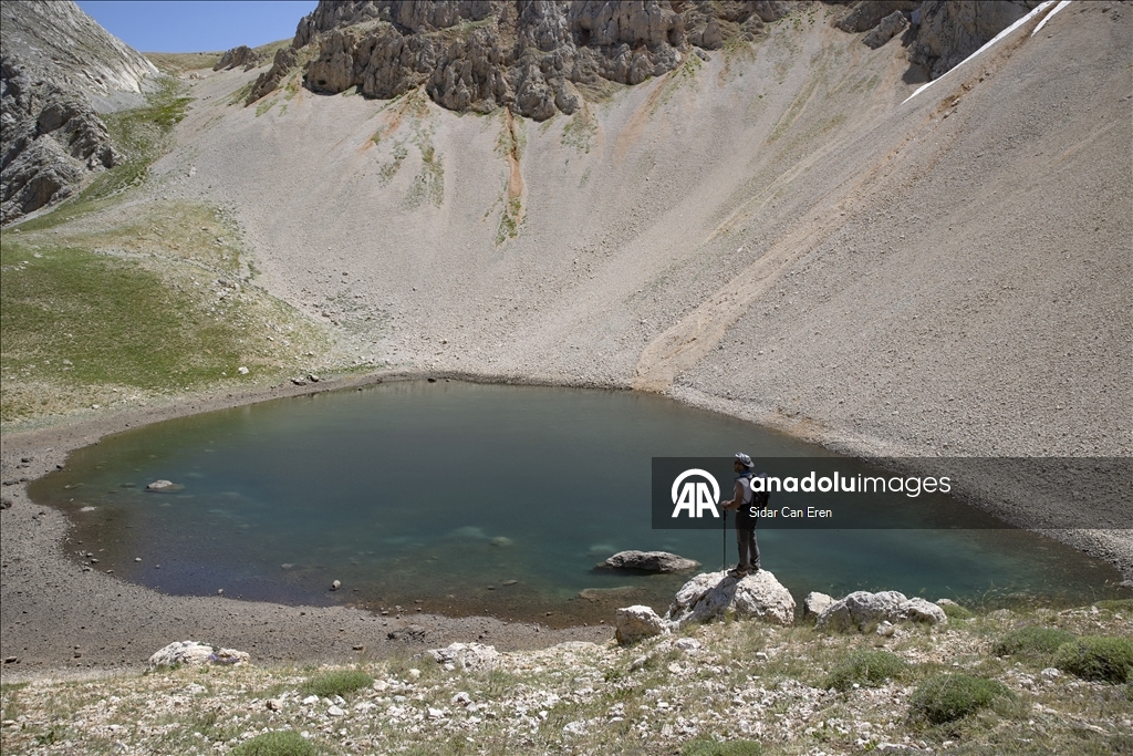 Tunceli'de dağcılık faaliyetleri 3 bin rakımdaki buzul göllerinin tanınırlığını artırdı