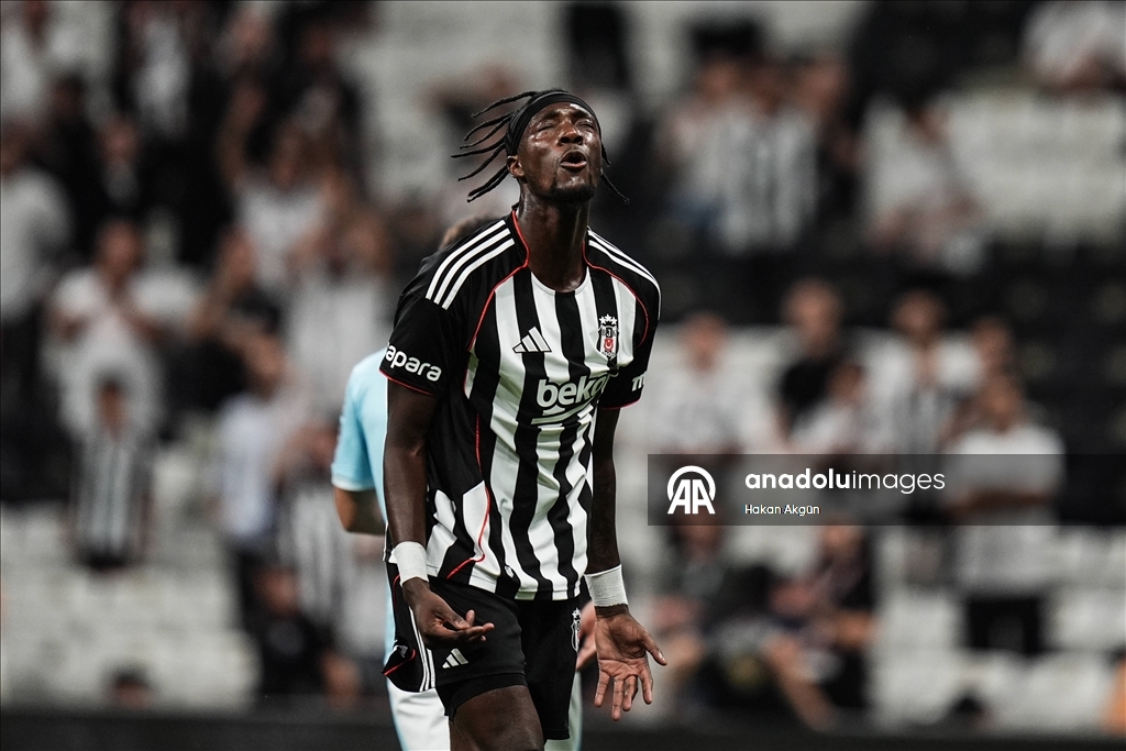 Beşiktaş - St. Patricks 