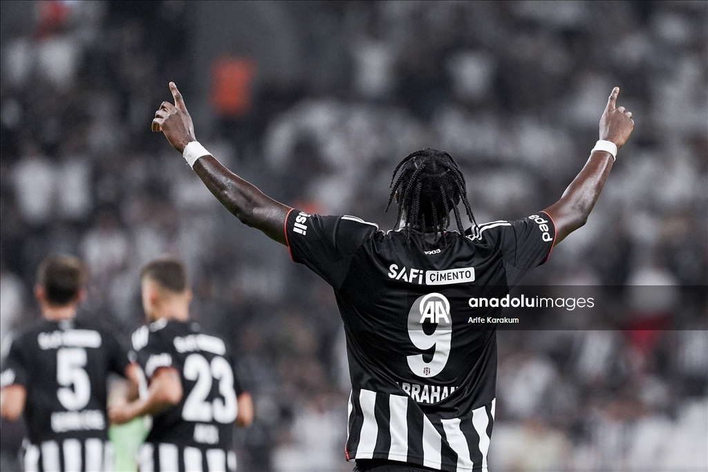 Beşiktaş - St. Patrick's