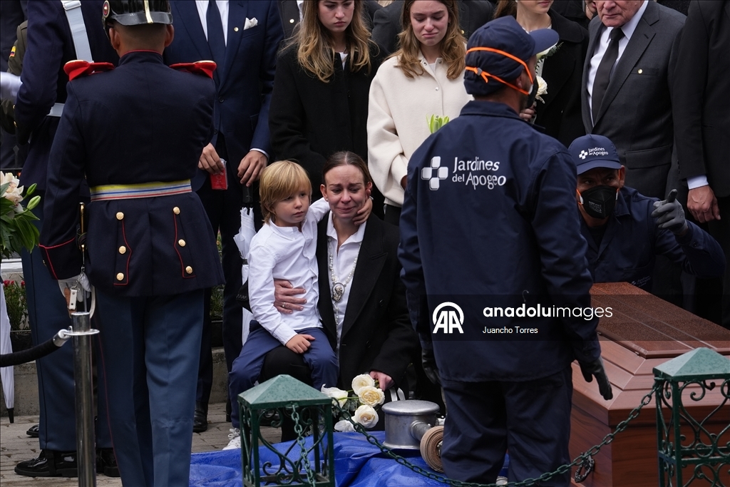 Colombia Bids Farewell to Slain Presidential Candidate Miguel Uribe