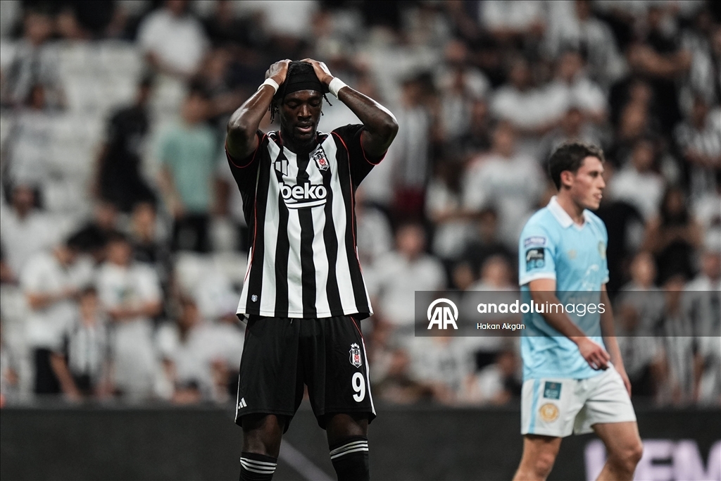Beşiktaş - St. Patricks 