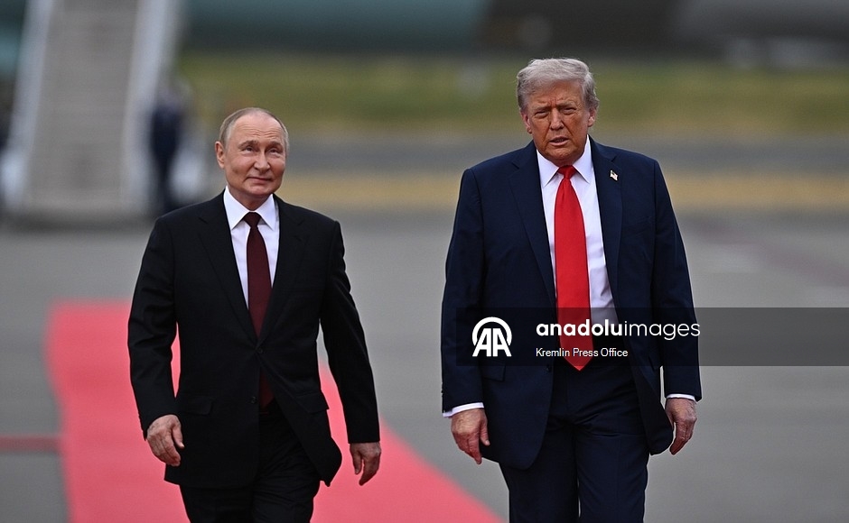 Trump, Putin set to hold closed-door talks on Ukraine