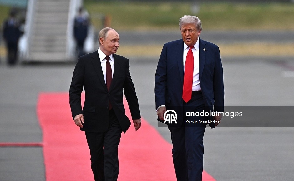 Президенты РФ и США прибыли в Анкоридж для проведения саммита
