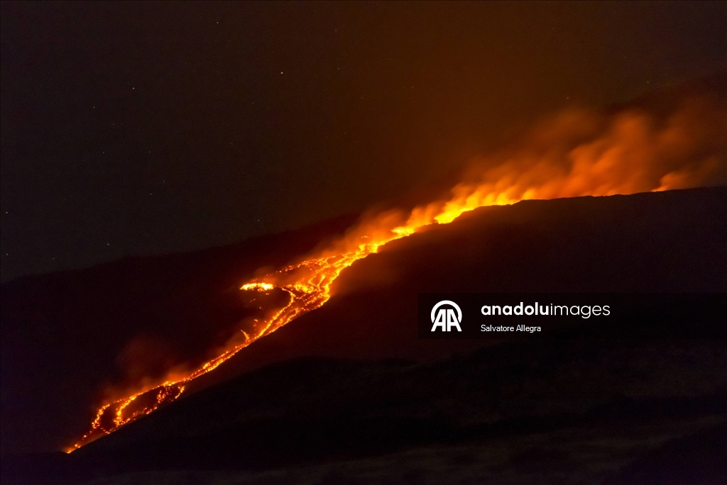 İtalya'da Etna Yanardağı'nda hareketlilik