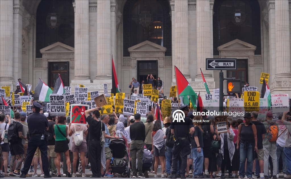 В Нью-Йорке прошла акция протеста против голода и убийства сотрудников СМИ в Газе