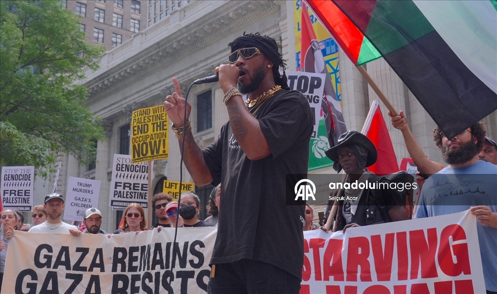 В Нью-Йорке прошла акция протеста против голода и убийства сотрудников СМИ в Газе
