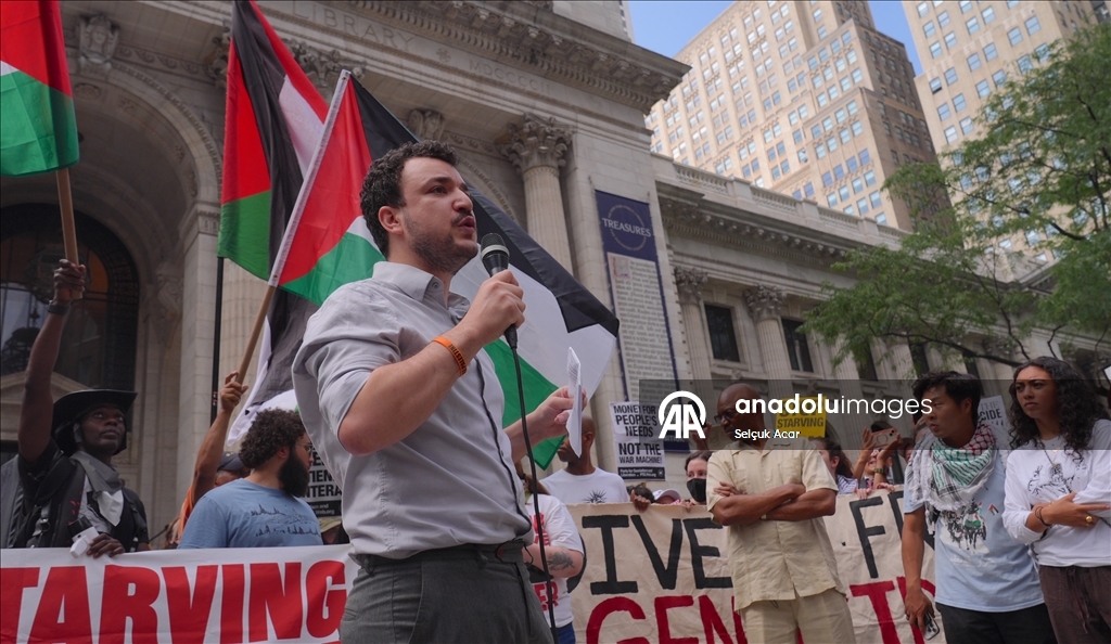 В Нью-Йорке прошла акция протеста против голода и убийства сотрудников СМИ в Газе