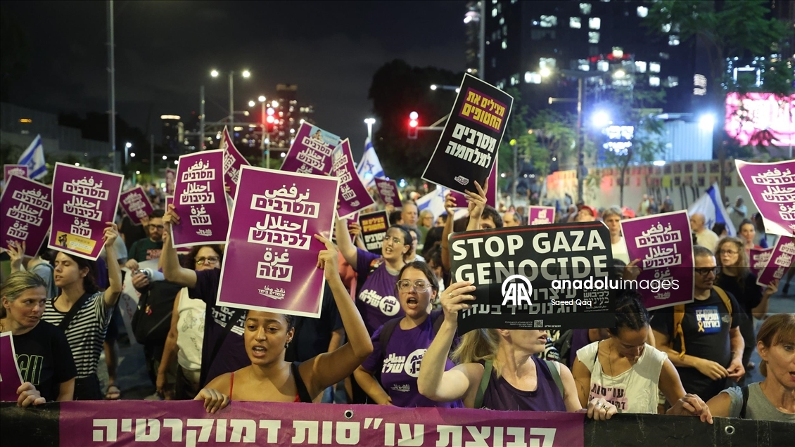 Gazze'de ateşkes ve İsrailli rehinelerin getirilmesi için Tel Aviv’deki gösteriler sürüyor