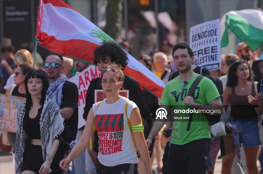 В Нью-Йорке прошла акция протеста против голода и убийства сотрудников СМИ в Газе