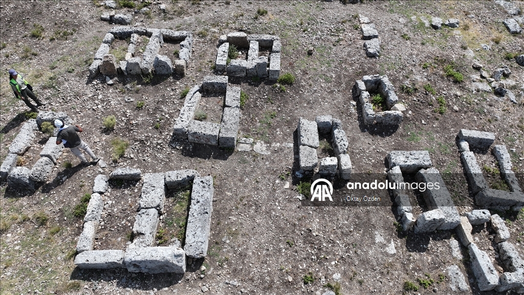 Four Roman-era tombs revealed during excavations at Antalya's ancient city of Silyon