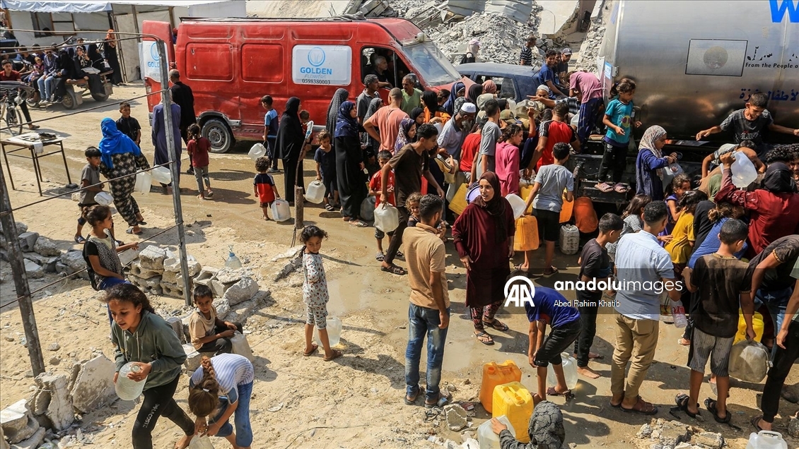 İsrail saldırıları altındaki Gazze'de su sıkıntısı