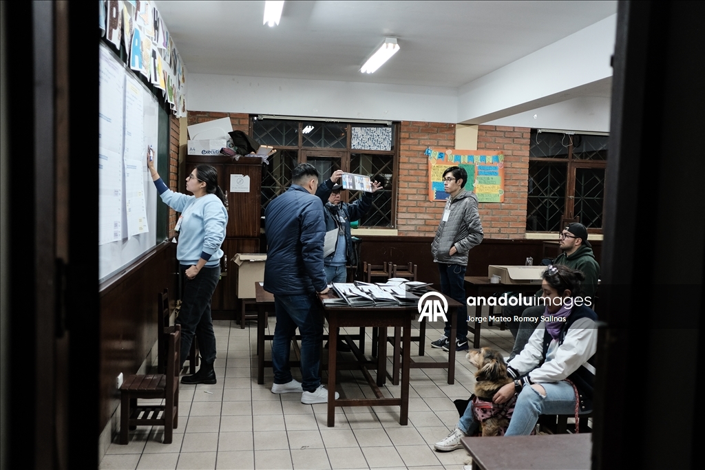 В Боливии по итогам первого тура выборов не удалось избрать президента
