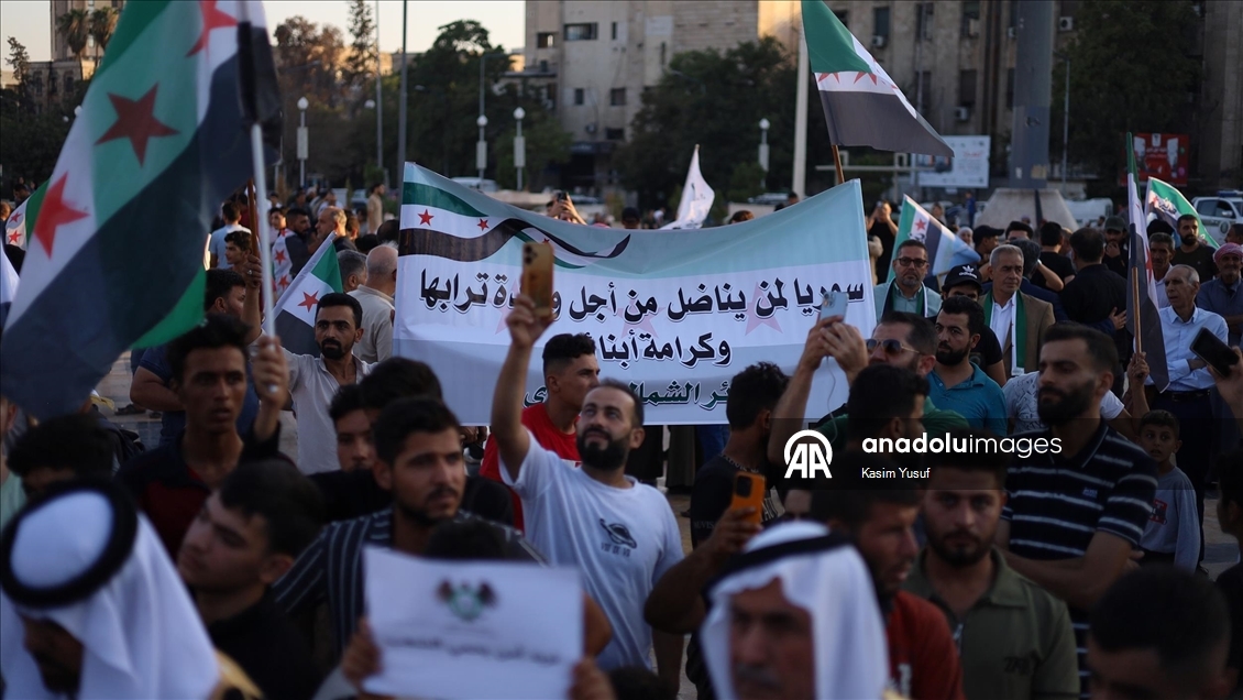 Halep’te bölünme karşıtı protesto düzenlendi