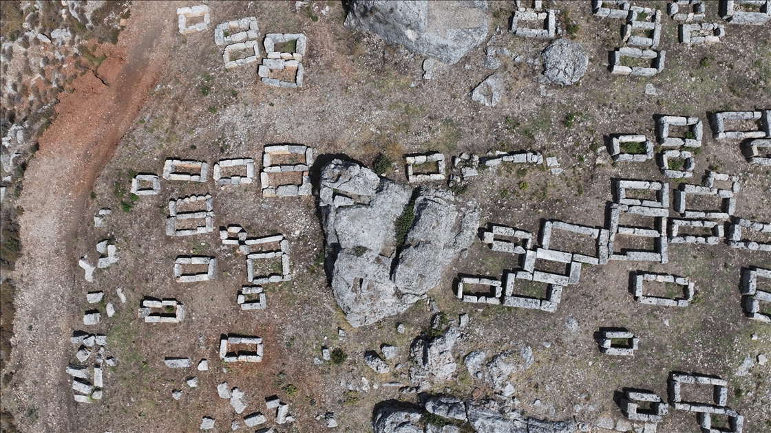 Four Roman-era tombs revealed during excavations at Antalya's ancient city of Silyon