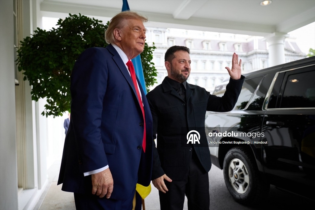 Volodimir Zelenskiy, Washington'da Donald Trump ile görüştü