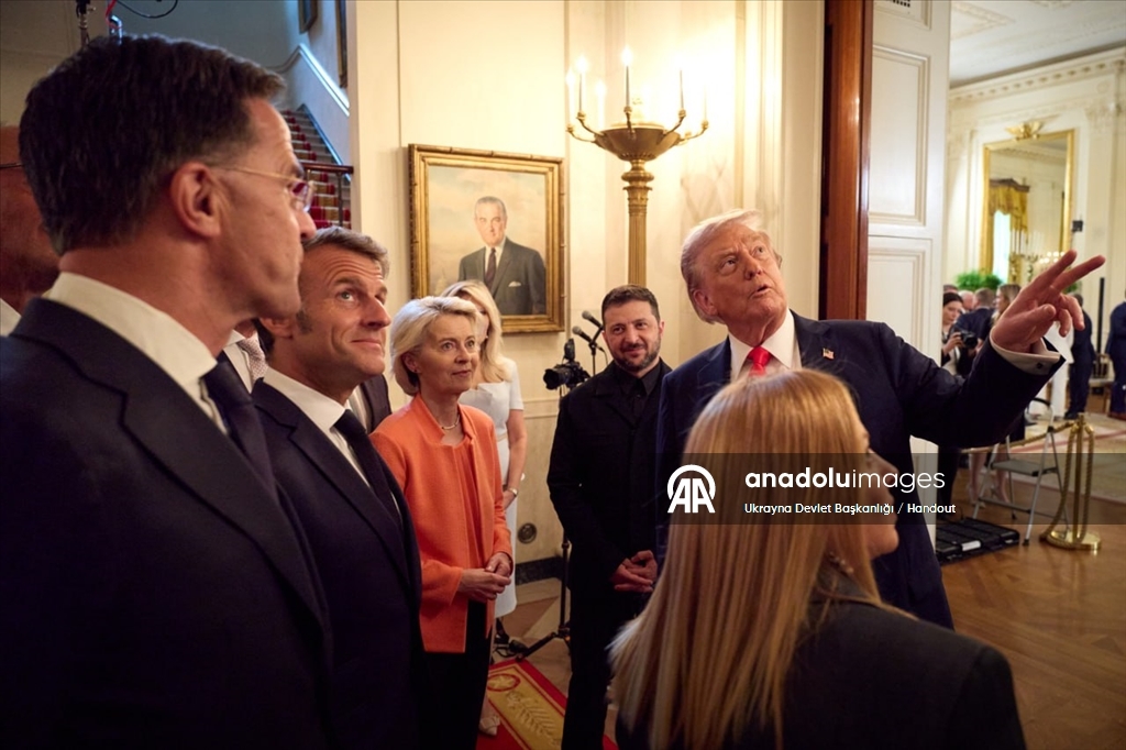 Трамп встретился в Белом доме с Зеленским и лидерами Европы