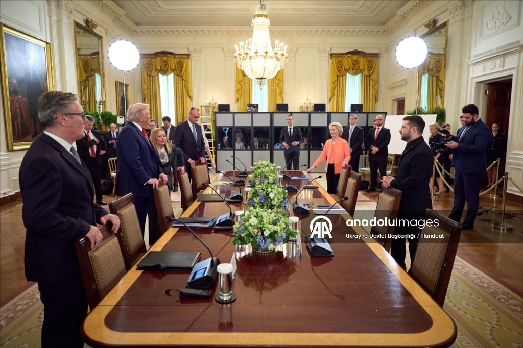 Трамп встретился в Белом доме с Зеленским и лидерами Европы
