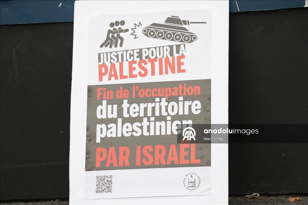 Paris'te İsrail'in açlığı dayattığı Gazze'ye destek gösterisi düzenlendi