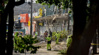 Kolombiya'da askeri hava üssü yakınlarındaki bombalı saldırının ardından