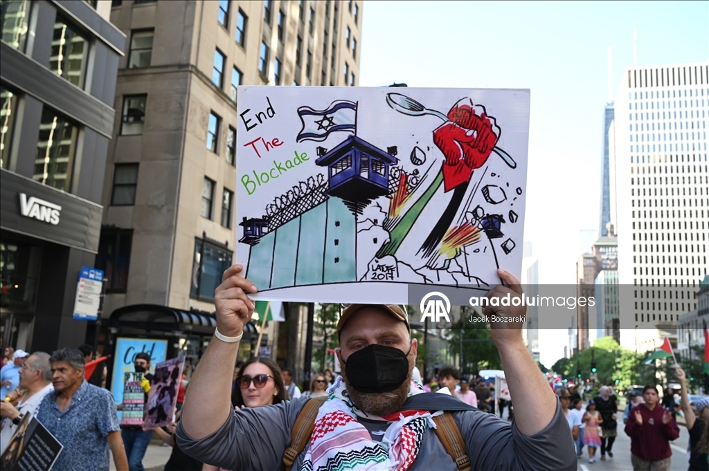 Chicago’da Filistin’le Dayanışma Yürüyüşü düzenlenerek Barghouti’nin serbest bırakılması talep edildi