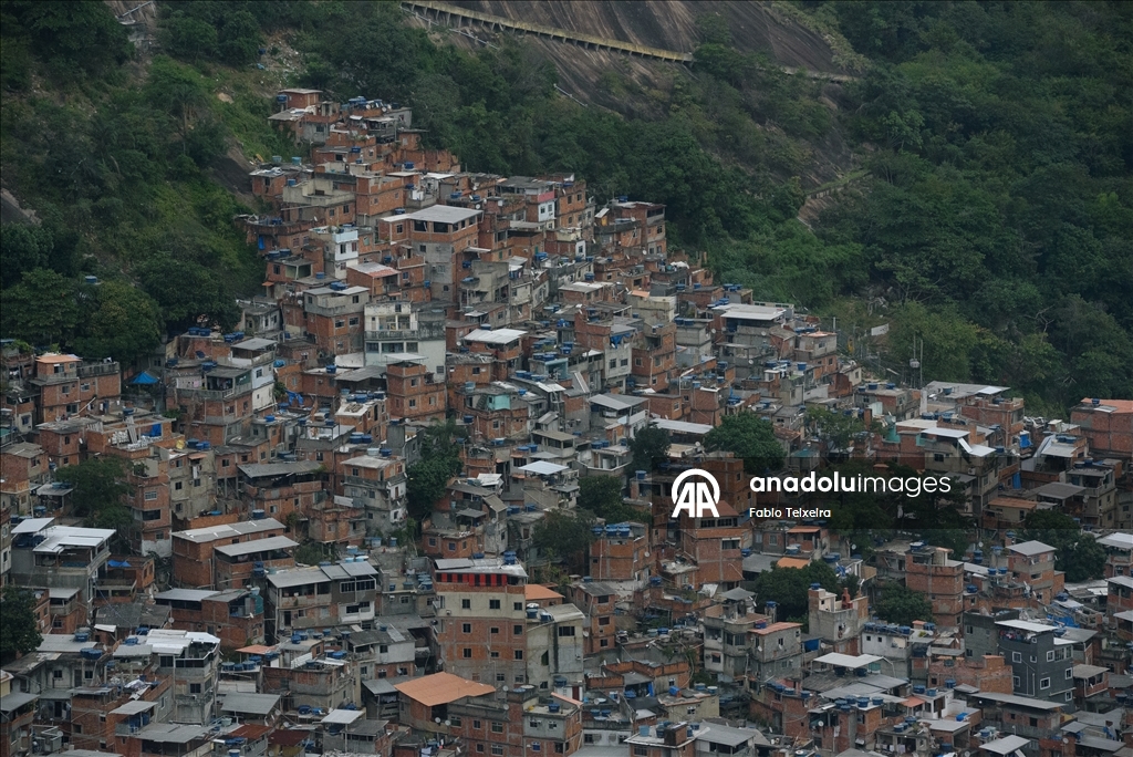 Rio de Janeiro’nun favelalarında Capoeira geleneği