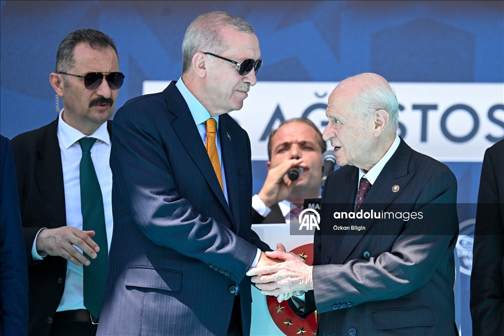 Cumhurbaşkanı Erdoğan, Malazgirt Zaferi’nin 954. Yıl Dönümü Kutlama Programı'na katıldı