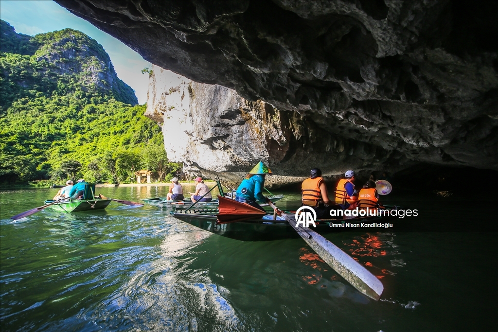 Vietnam’ın doğal güzellikleriyle öne çıkan Ninh Binh eyaleti